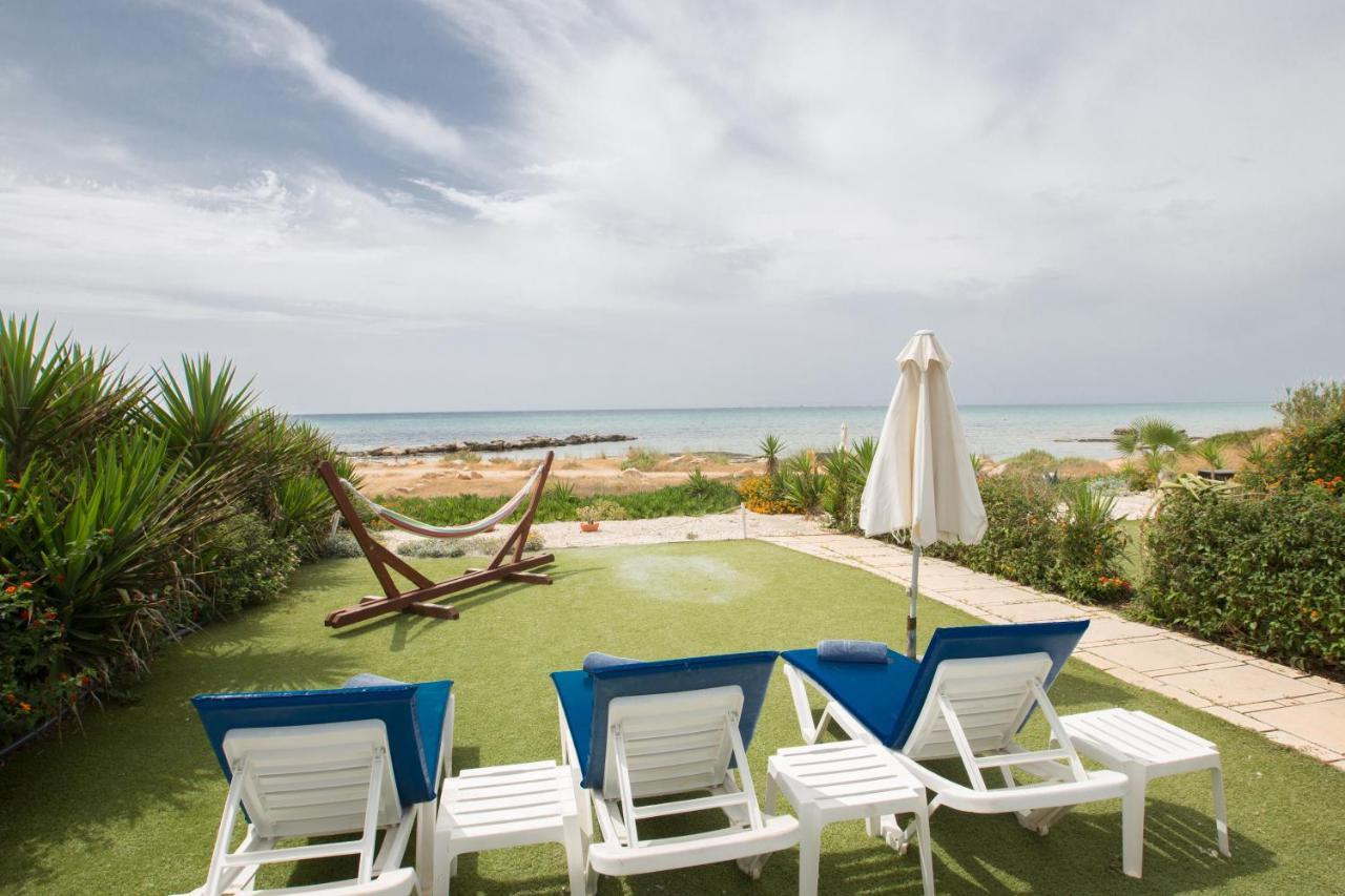 Villa Suri, Luxury Seafront Villa Ayia Napa Bagian luar foto