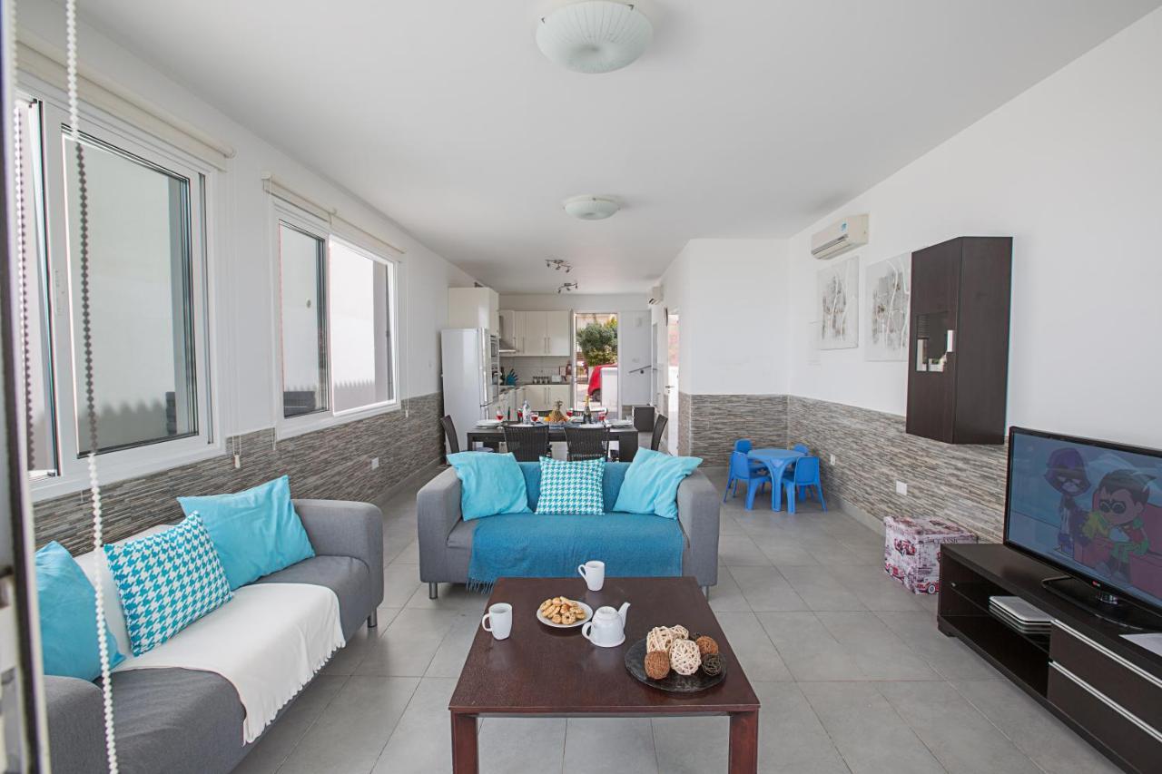 Villa Suri, Luxury Seafront Villa Ayia Napa Bagian luar foto