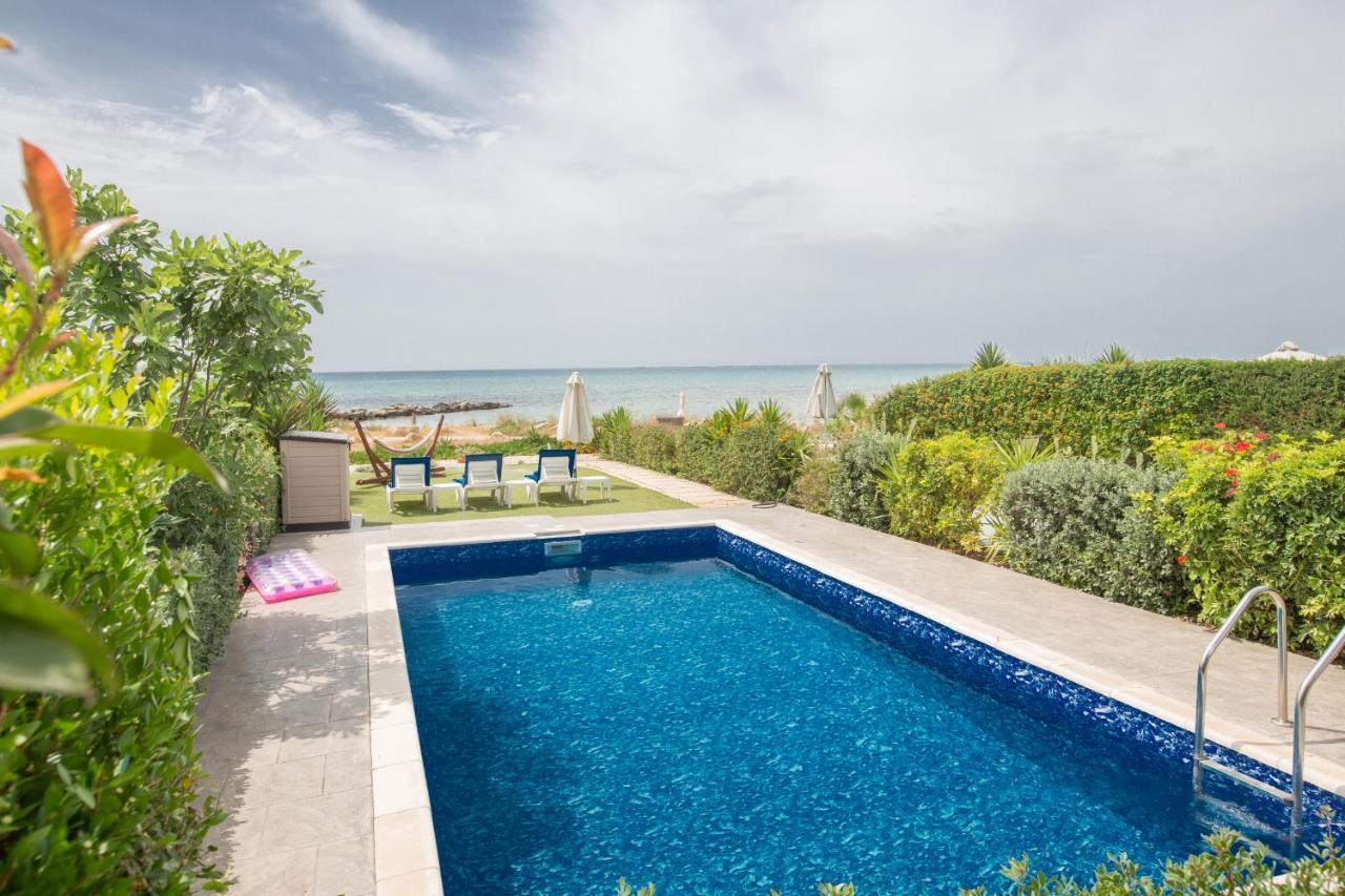 Villa Suri, Luxury Seafront Villa Ayia Napa Bagian luar foto